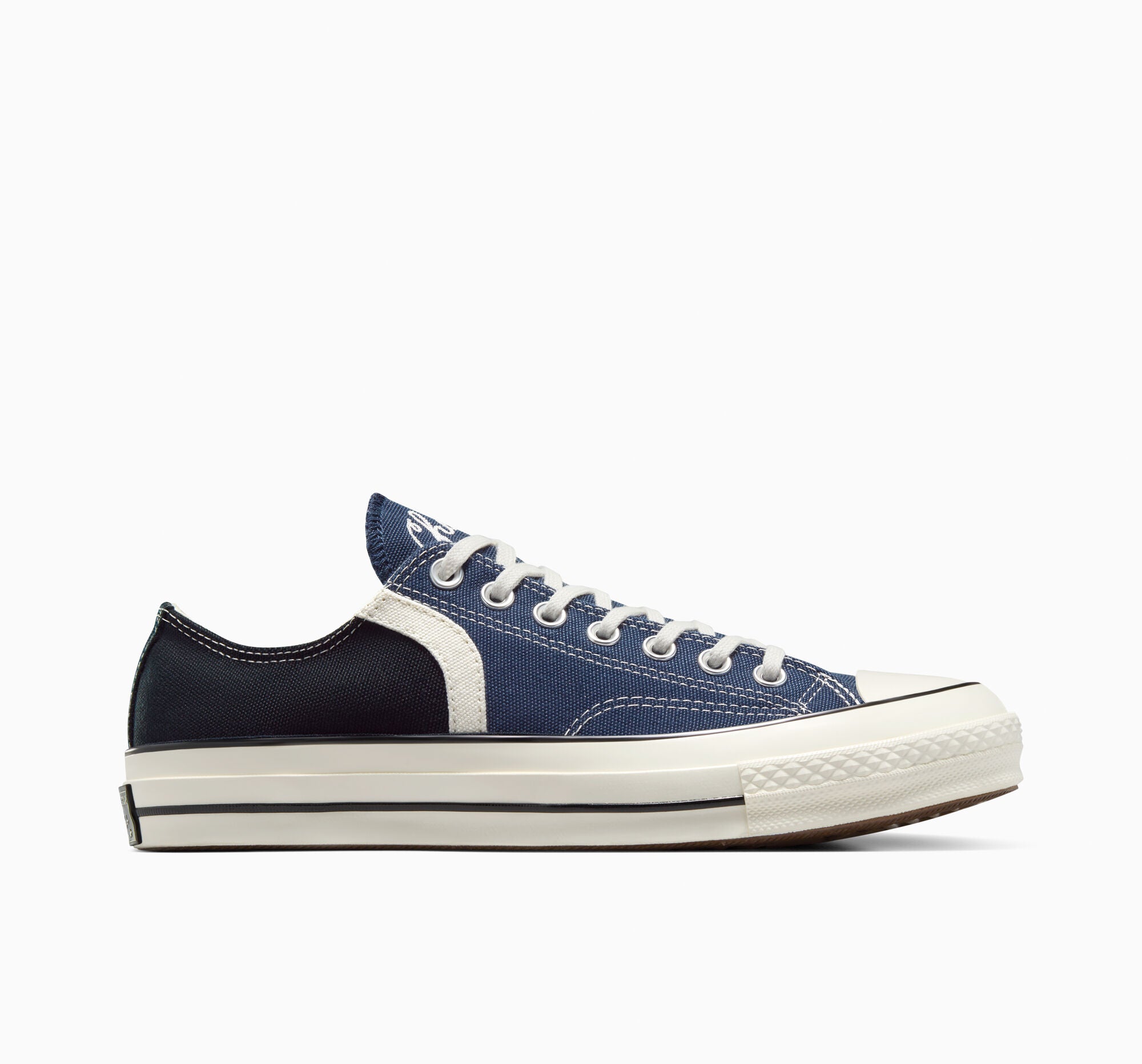 Chuck 70 Archival Stripes Low Top